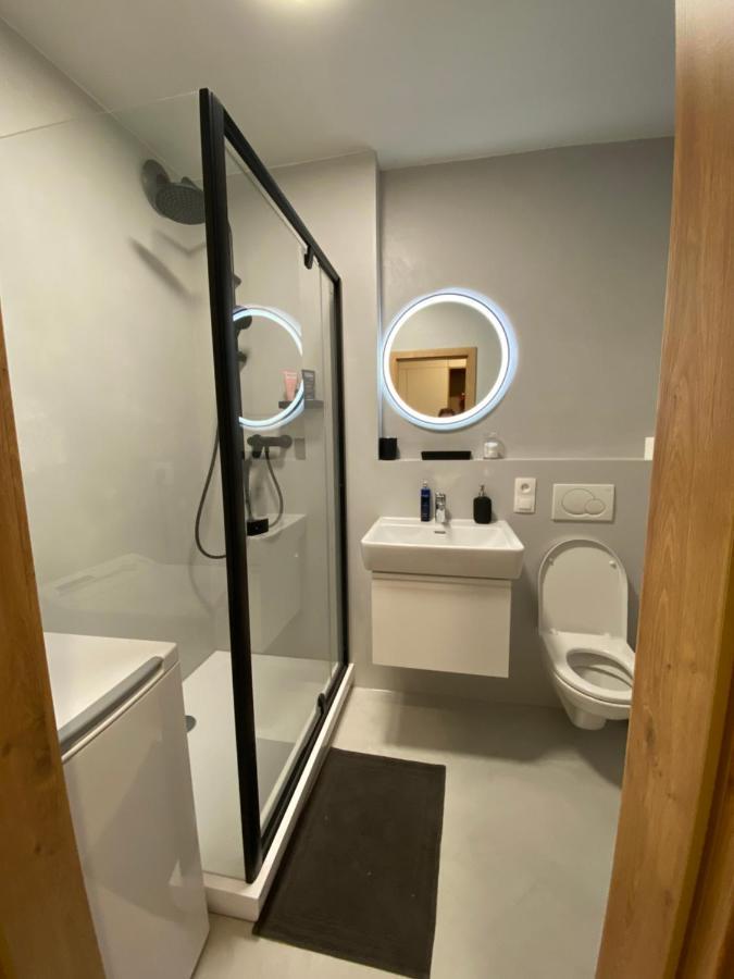 Luxusni Apartman U Sjezdovek S Garazi Harrachov Buitenkant foto