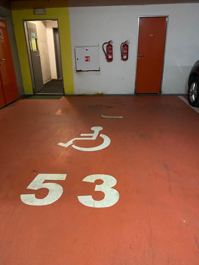 Luxusni Apartman U Sjezdovek S Garazi Harrachov Buitenkant foto